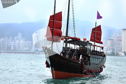 Image of junk boat