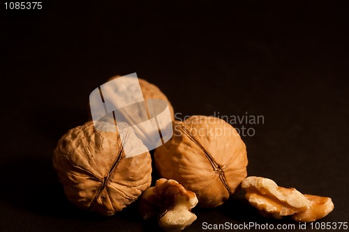 Image of walnuts