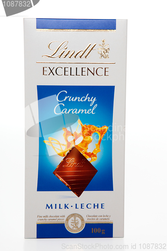 Image of Lindt Crunchy Caramel Fine Chocolate