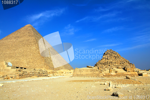 Image of egypt pyramids in Giza Cairo