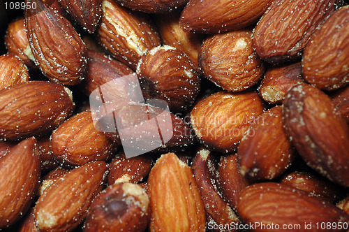 Image of almonds