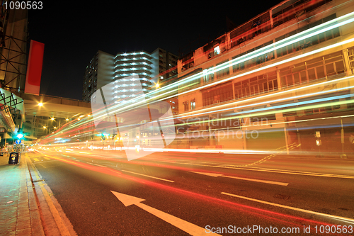 Image of traffic in city at night 