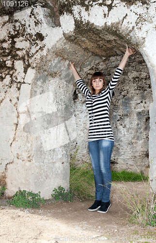 Image of Young girl in jeans