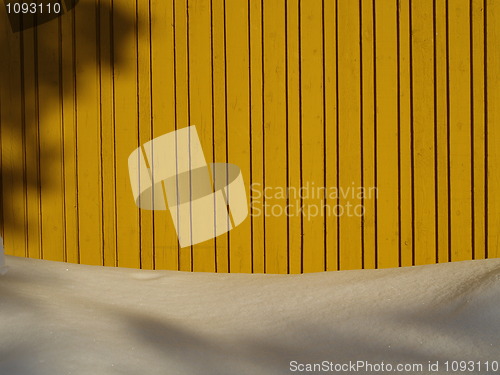 Image of yellow and white