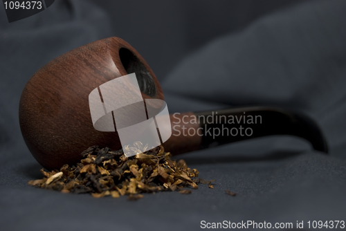 Image of Pipe and tobacco  