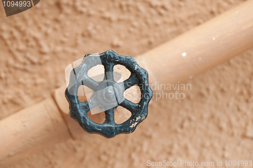 Image of valve