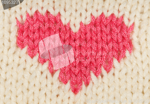 Image of knit red heart