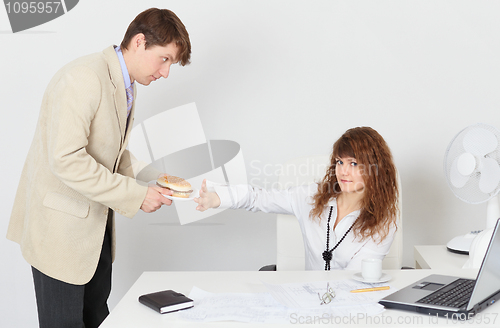 Image of Woman on diet, refuses to eat for lunch