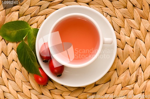 Image of rose hip tea 