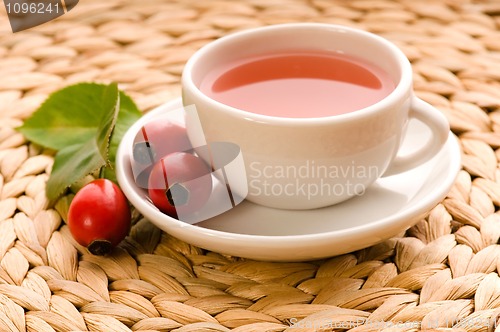 Image of rose hip tea 