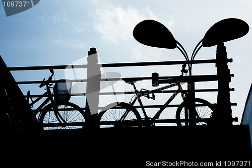 Image of bikes and the street lamp