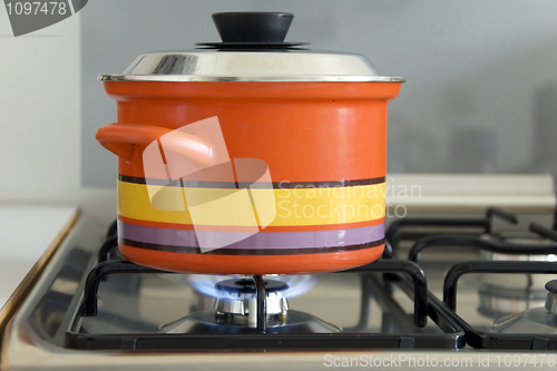 Image of saucepan on stove