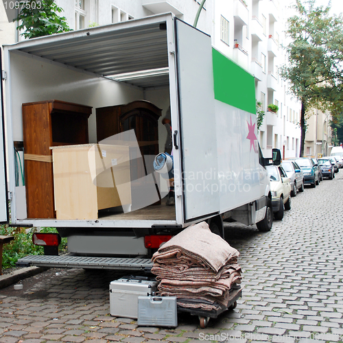 Image of moving house van
