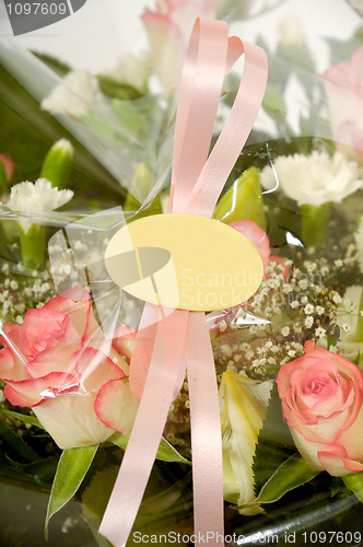 Image of Flowers and blank lable
