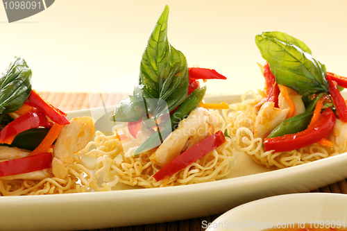 Image of Chicken On Crispy Noodles