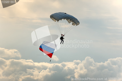 Image of Parachutist with Russia flag.