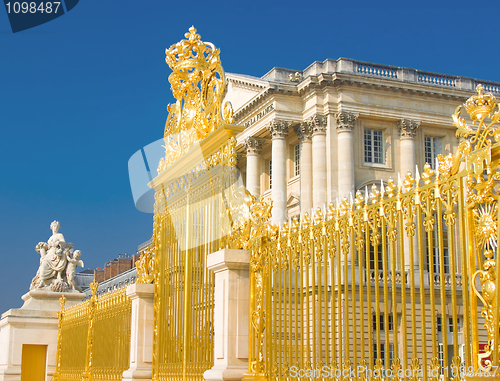 Image of Golden gate and Palace facade in Versailles