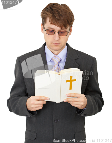 Image of People read Bible