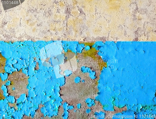 Image of Wall of ruined building painted in two colors