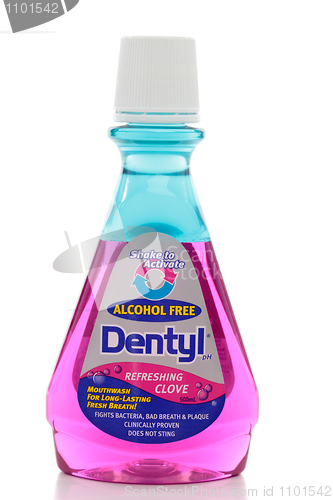 Image of Dentyl Alcohol free mouthwash