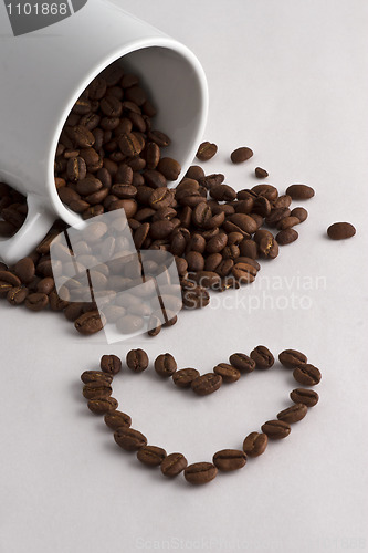 Image of Coffee cup, coffee beans and heart