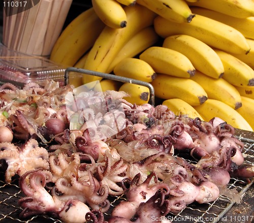 Image of Octopus and banana