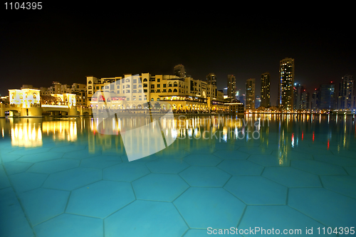 Image of Dubai by night