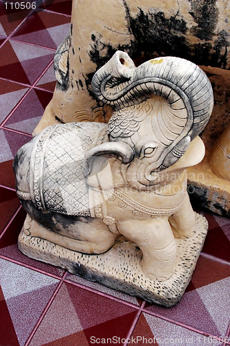 Image of Elephant statue