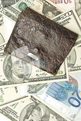 Image of Save the money - old wallet, US dollars