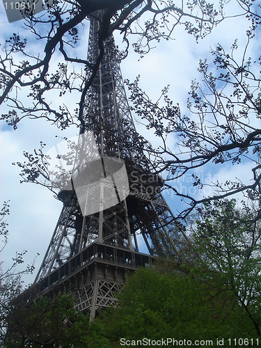 Image of eiffel tower