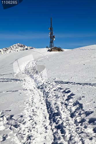 Image of antenna and mountain