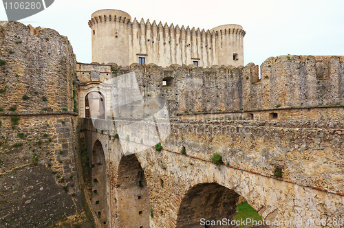 Image of castle of santa severina