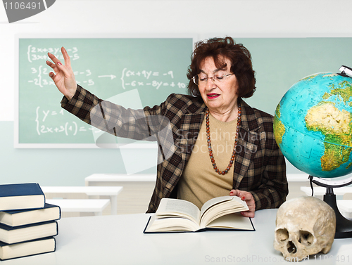 Image of woman teacher