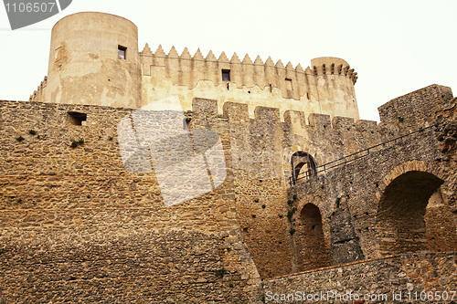 Image of castle of santa severina