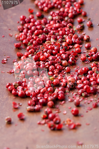 Image of Red peppercorns