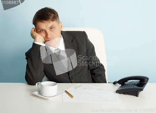 Image of Manager bored in office without job