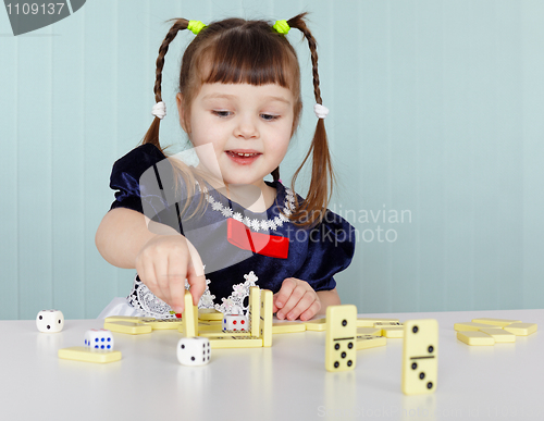 Image of Child during the game at table