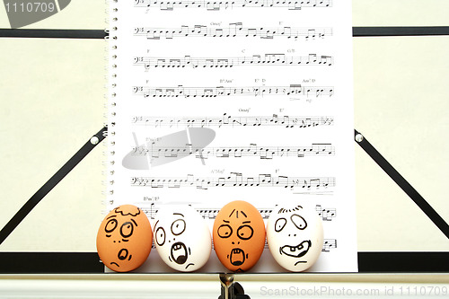 Image of Crazy eggs singing