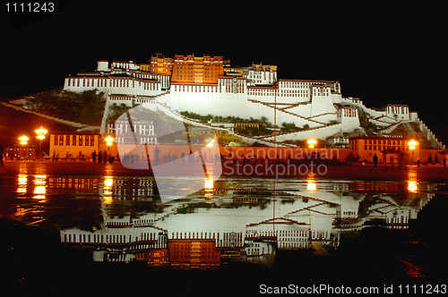 Image of Potala Palace in Lhasa Tibet