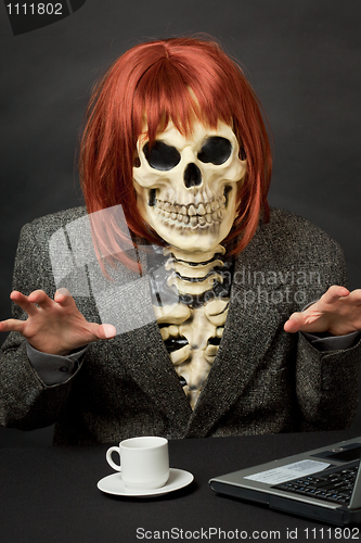 Image of Amusing skeleton with red hair - Halloween