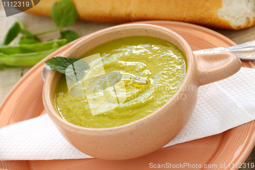 Image of Pea Soup With Mint