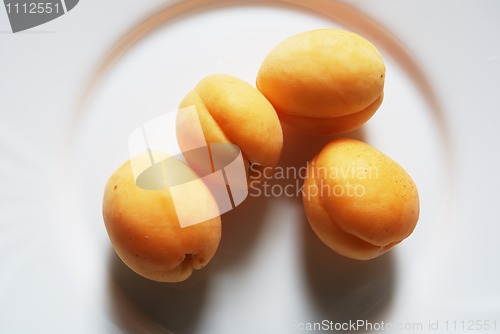 Image of apricots