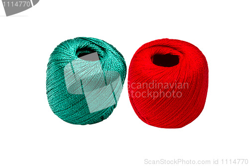 Image of Green and red thread 