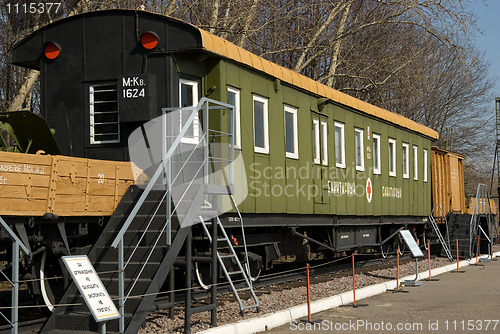 Image of Sanitary train