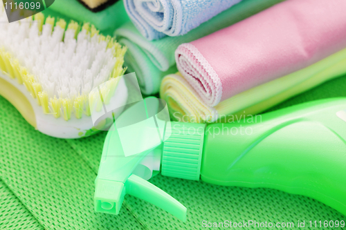 Image of cleaning supplies