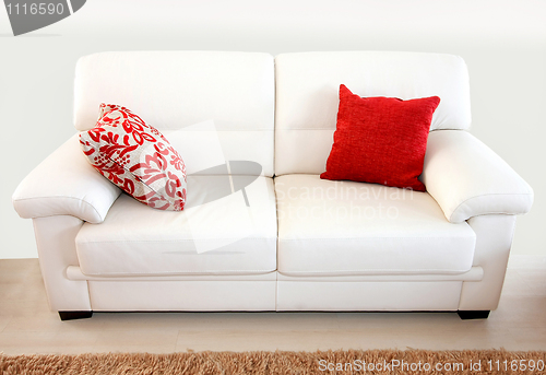Image of White sofa