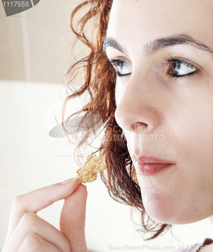 Image of Young people eating milk with cereals