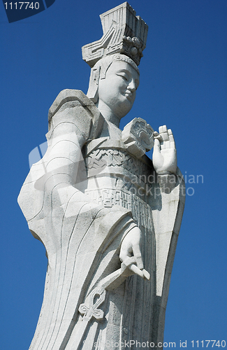 Image of Statue of Great Grandmother