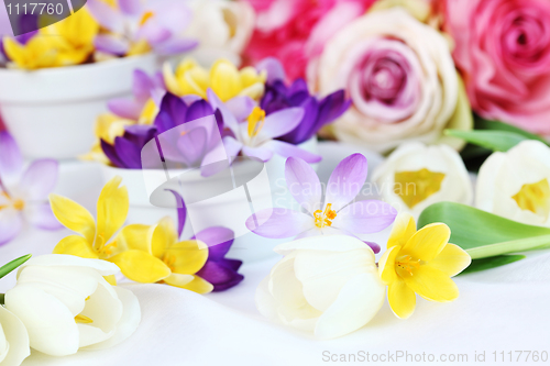 Image of Spring table decoration