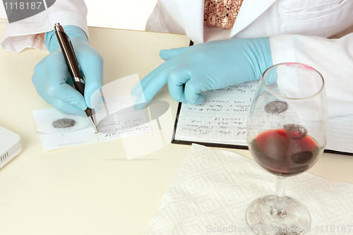 Image of Forensic Science obtaining fingerprints